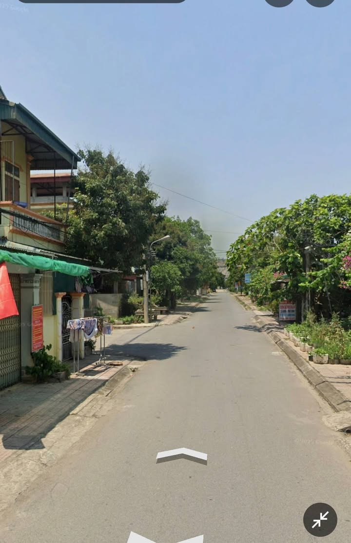 Nhà 2 tầng phố Tiến Yết, thị trấn Me, 100m² giá 2 tỷ - Về ở ngay!