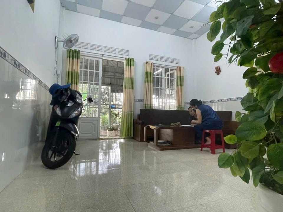 Nhà riêng chính chủ tại Bảo Lộc 110m² giá 2.5 tỷ - Gần trung tâm thuận tiện!