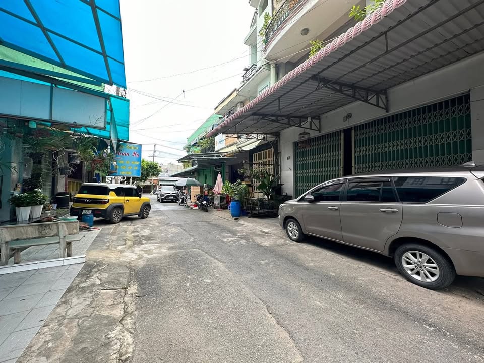 Đất nền hẻm nhựa 10m Trần Hưng Đạo Dĩ An 52m² giá 3.75 tỷ - Cơ hội đầu tư tuyệt vời!