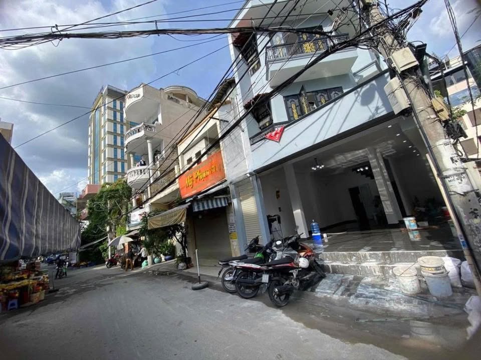 Nhà cho thuê góc 2 mặt tiền Nguyễn Văn Thương, Bình Thạnh 72m² - Phù hợp kinh doanh đa dạng