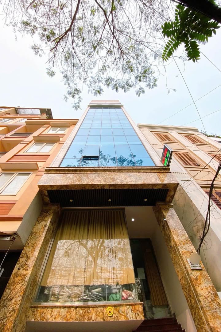 Toà nhà văn phòng lô góc Cầu Giấy 80m² giá 80 triệu - Đầu tư sinh lời ngay!