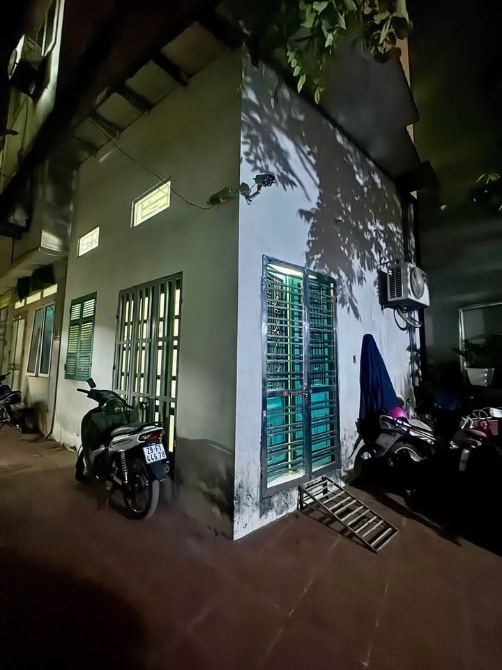 Đất Xuân Đỉnh 40m² giá thỏa thuận - Lô góc, ô tô tránh thuận tiện!