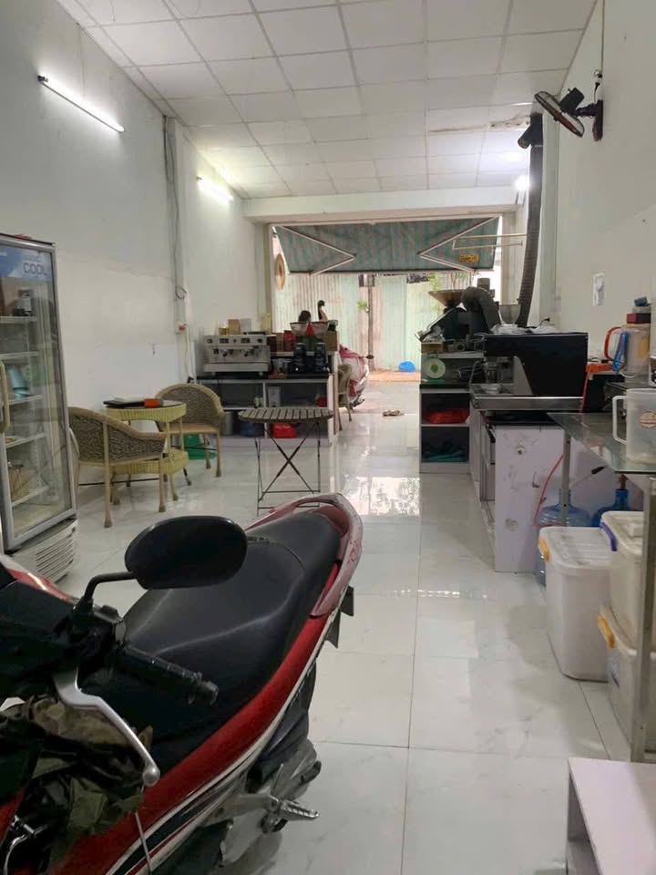 Cho thuê nhà mặt tiền TCH, Q12, 135m² giá 9 triệu - Vị trí đẹp kinh doanh mọi nghề!