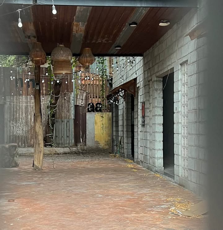 Cho thuê mặt bằng Lê Duẩn Phan Thiết 200m² giá 25 triệu - Khu trung tâm sầm uất!