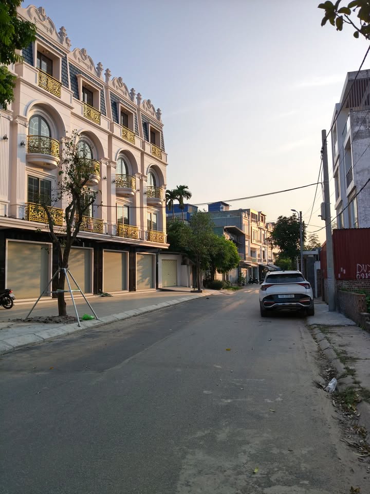 Nhà phố Đông Hải 1 - Hải An 50m² giá 5.5 tỷ - Pháp lý rõ ràng, nội thất cao cấp!