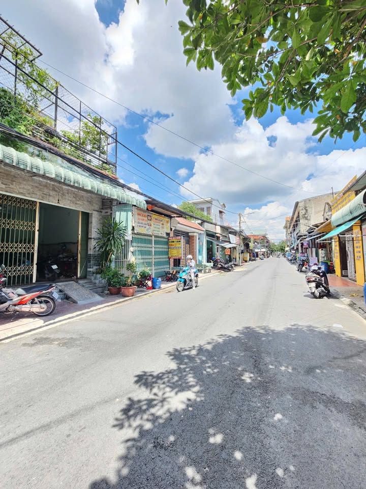 Dãy trọ KDC 434, Bình Hòa, 157.4m² giá 5.5 tỷ - Đầu tư sinh lời ổn định!