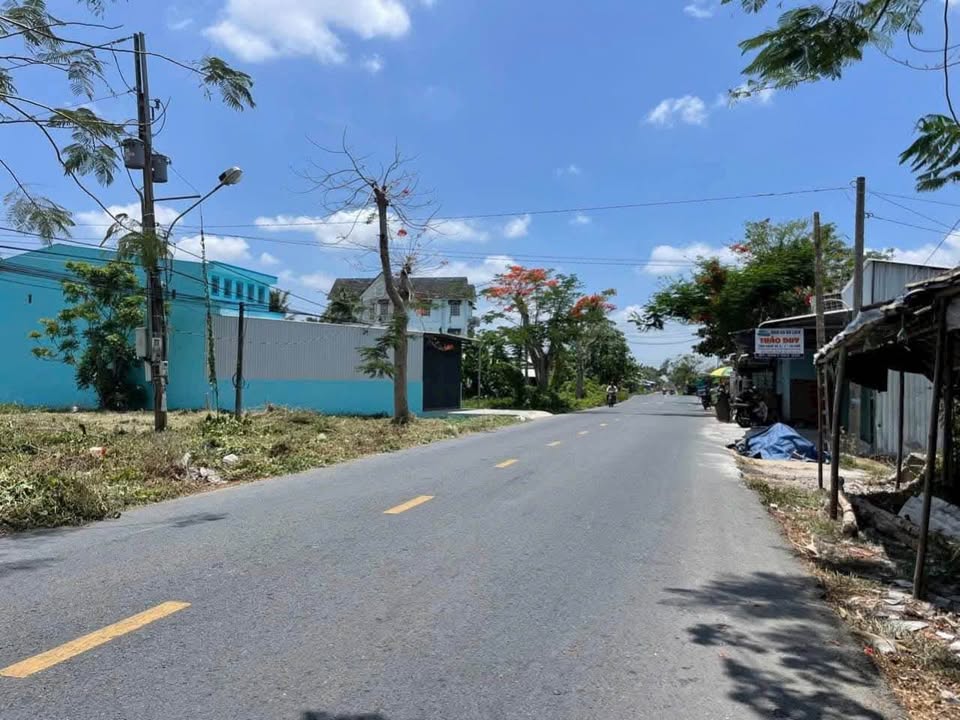 Đất nền mặt tiền Phạm Hùng, Sóc Trăng 400m² giá 2.6 tỷ - Cơ hội đầu tư tuyệt vời!