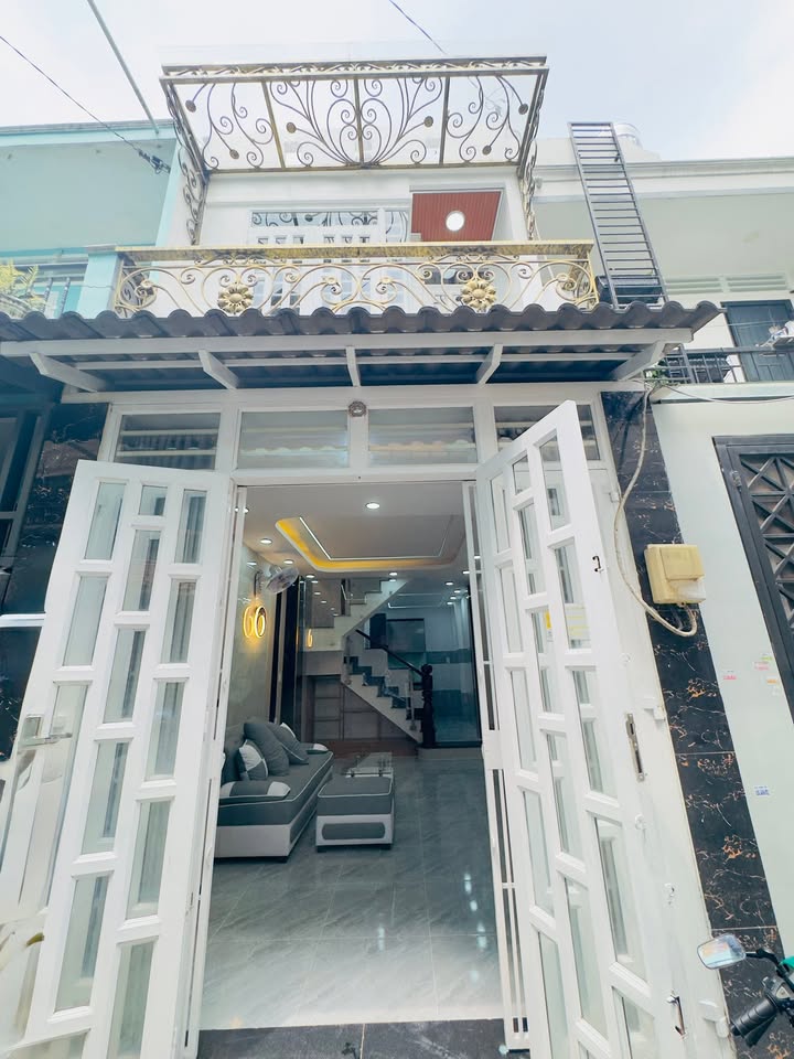 Nhà bán Gò Vấp 29m² giá 4.26 tỷ - Gần Lotte, thuận tiện đi lại!