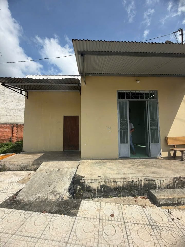 Nhà cấp 4 đường 3/2, Định Quán 98m² giá 1.6 tỷ - Tiềm năng kinh doanh cao!