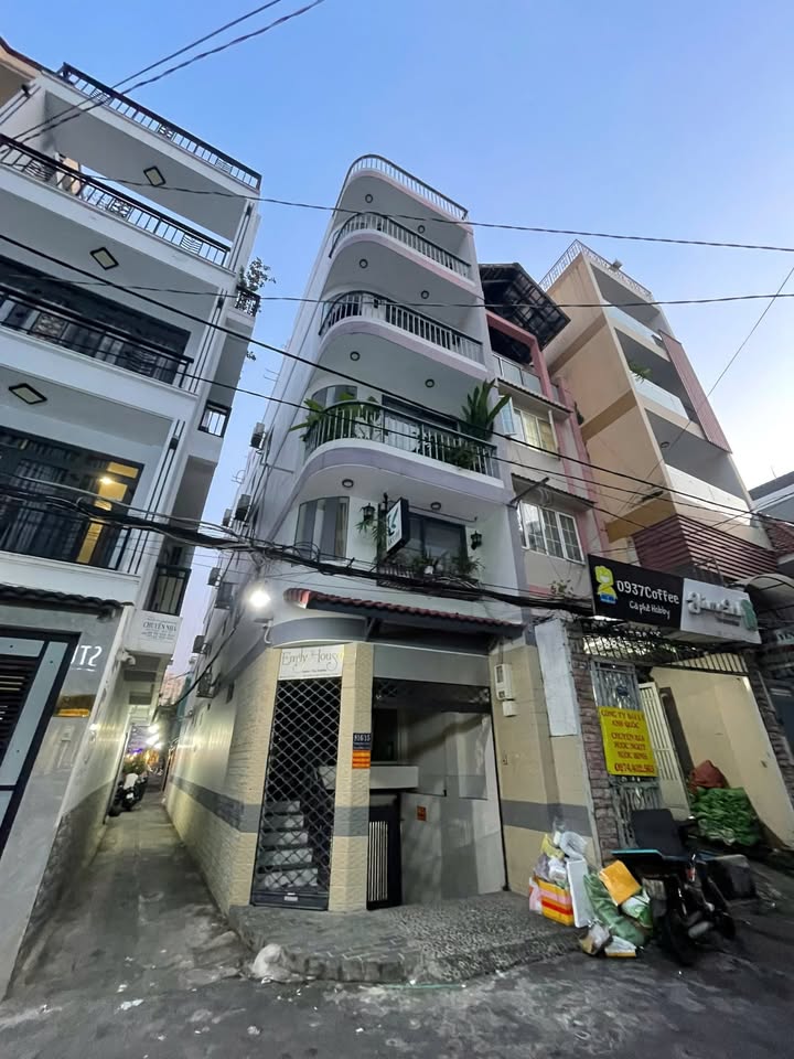 FrontHouse hẻm Trường Sa, Quận 3, 78.3m² giá 25 tỷ - Đầu tư sinh lời ngay!