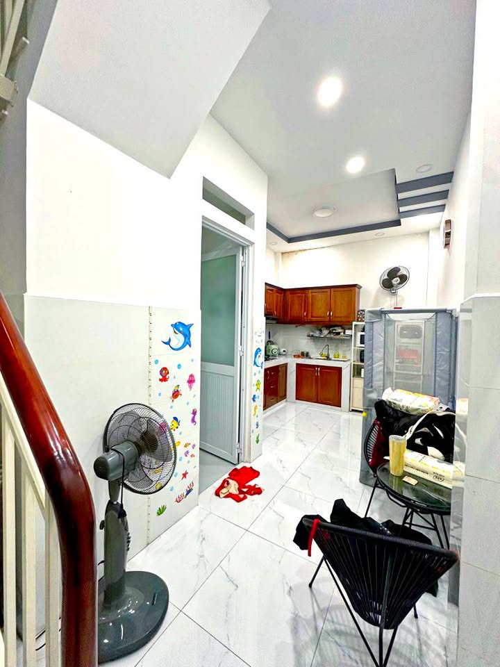 Nhà 4 tầng Nguyễn Thị Nhỏ, Quận 5, 29m² giá chỉ 8 tỷ - Đầu tư sinh lời ngay!