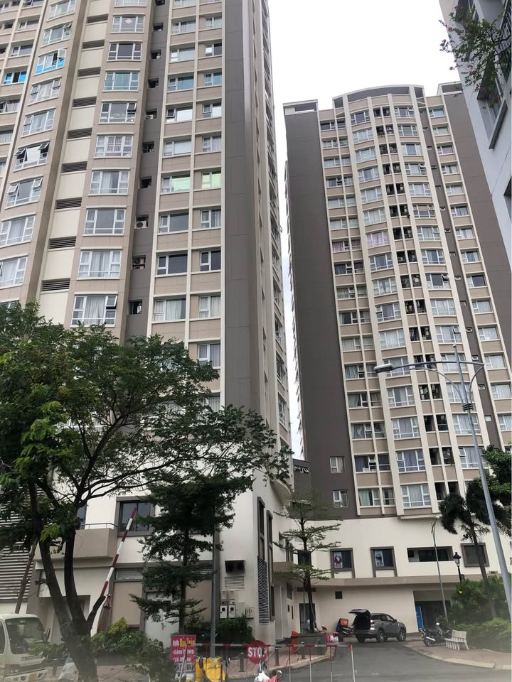 Chung cư Summer Square Q6 78m² giá 10 triệu - Căn góc thoáng mát, đầy đủ tiện nghi!