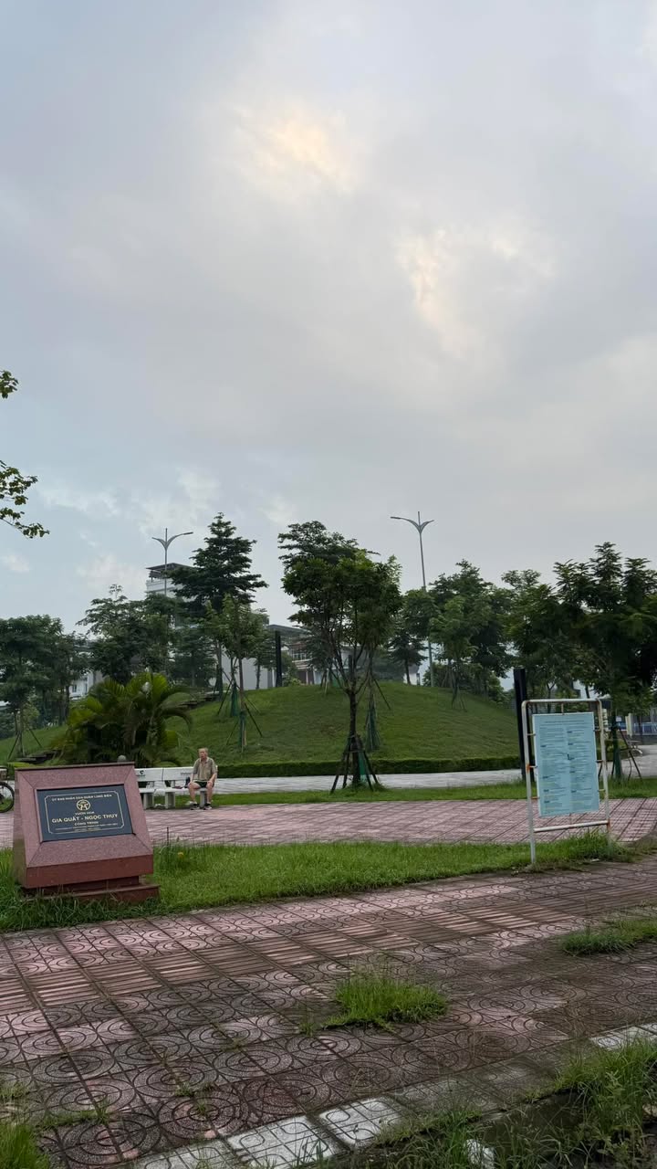 Đất TĐC Ngọc Thụy, Long Biên 80m² giá 22.5 tỷ - View vườn hoa tuyệt đẹp!