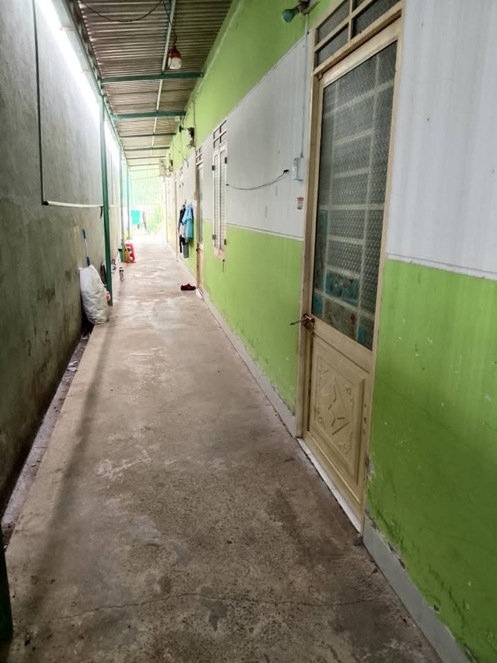 Phòng trọ cho thuê tại Phan Thiết gần Nhà trẻ Sơn Ca - Không gian rộng rãi và thoáng mát!