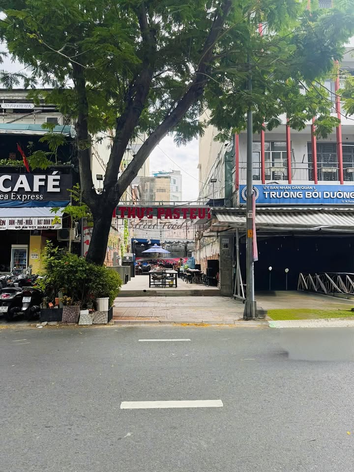 Cho thuê FrontHouse 16-18 Pasteur, Quận 1 - Diện tích 280m², phù hợp F&B và sự kiện!