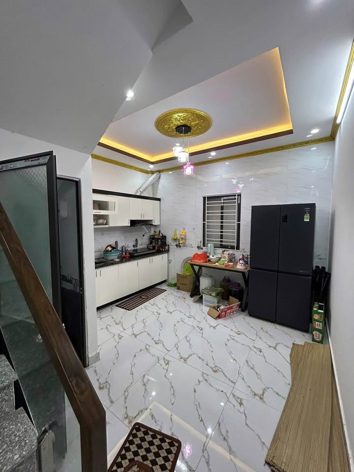 Nhà 3 tầng Tràng Cát Hải Phòng 40m² giá 1.95 tỷ - Vị trí đắc địa, tiện ích đầy đủ!