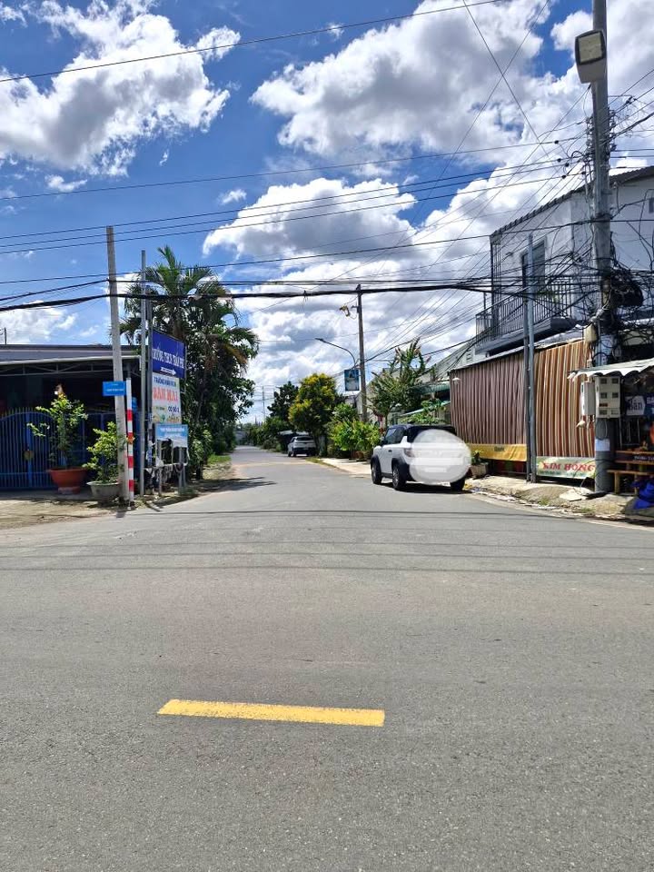 Đất nền Hòa Thành 180m² giá 1.5 tỷ - Hướng Đông Bắc, đầu tư sinh lời!