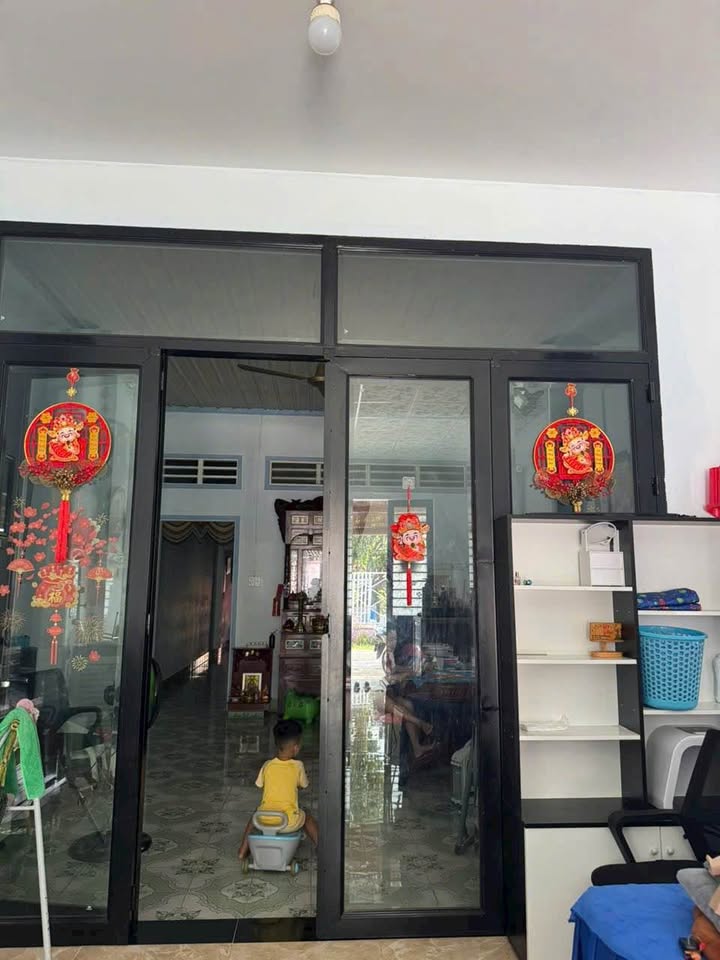 Nhà hẻm 22 Trịnh Phong Đáng, Hòa Thành, Tây Ninh 142m² giá 1.29 tỷ - Gần chợ, trường học!