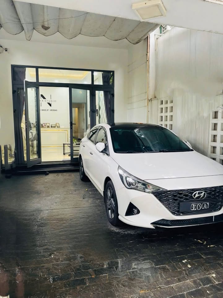 Nhà 3 Tầng Mặt Tiền Đường Đoàn Hữu Trưng Huế 70m² giá 4.3 tỷ - Tiện ích bao quanh