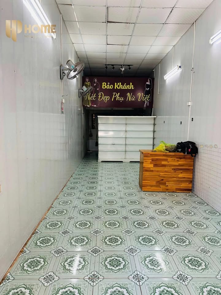 Cho thuê nhà mặt đường Thiên Lôi, quận Lê Chân, Hải Phòng - 32m² giá 5 triệu/tháng - Kinh doanh sạch sẽ!