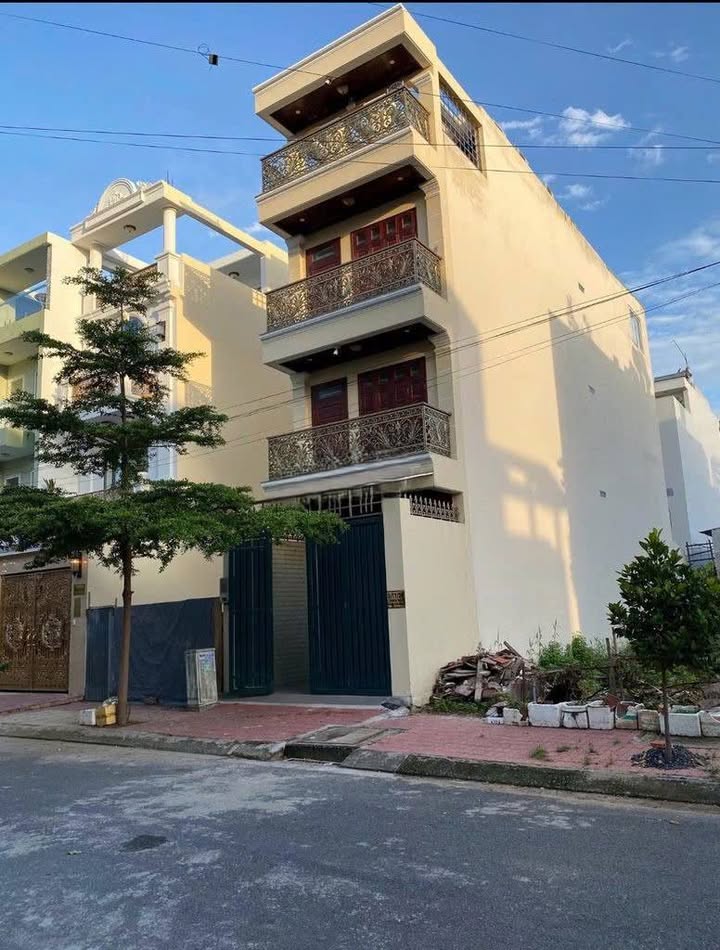 Nhà phố Đặng Thùy Trâm, Bình Thạnh 100m² - Bán gấp, 4 phòng ngủ, 5WC!