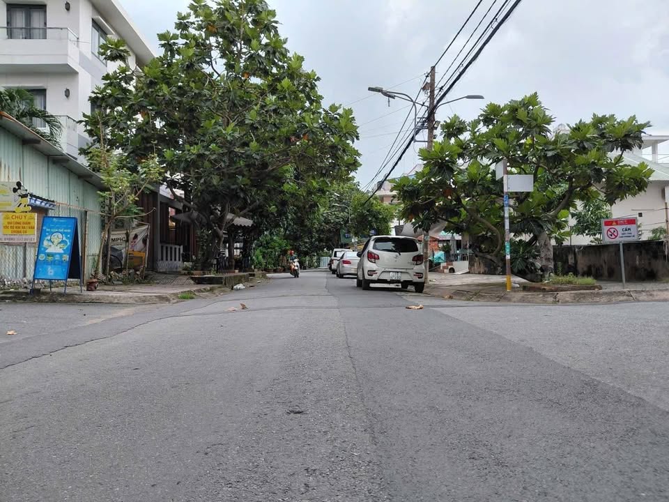 Nhà đẹp khu dân cư Lê Thành, Bình Tân, 102m² giá 11.5 tỷ - An ninh 24/24!