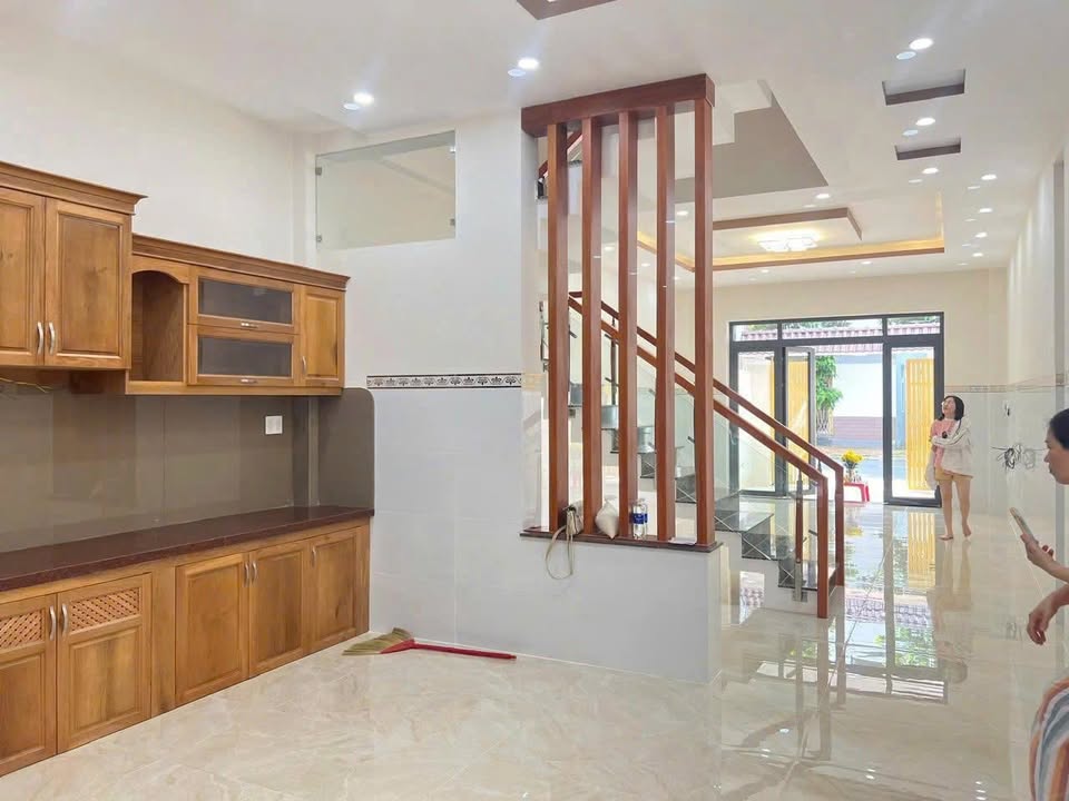 Nhà riêng Hiệp Thành, Thủ Dầu Một 100m² giá 1.3 tỷ - Bán gấp chính chủ!