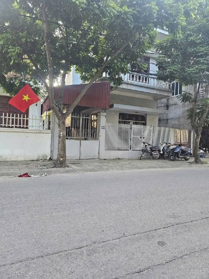 FrontHouse đường 12m, Thanh Trì 70m² giá 12 tỷ - Cơ hội vàng kinh doanh!