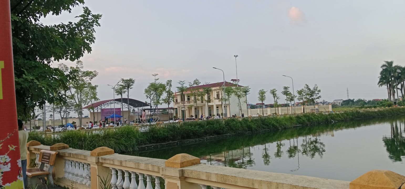 Đất nền Xuân Nộn Đông Anh 40m² giá 3 tỷ - Ngõ thông ô tô, vị trí thuận lợi!