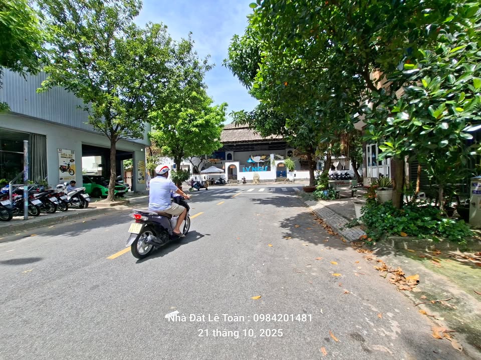 Đất nền GS04 khu Quảng Trường Xanh, Dĩ An 100m² giá 9 tỷ - Đầu tư sinh lời ngay!