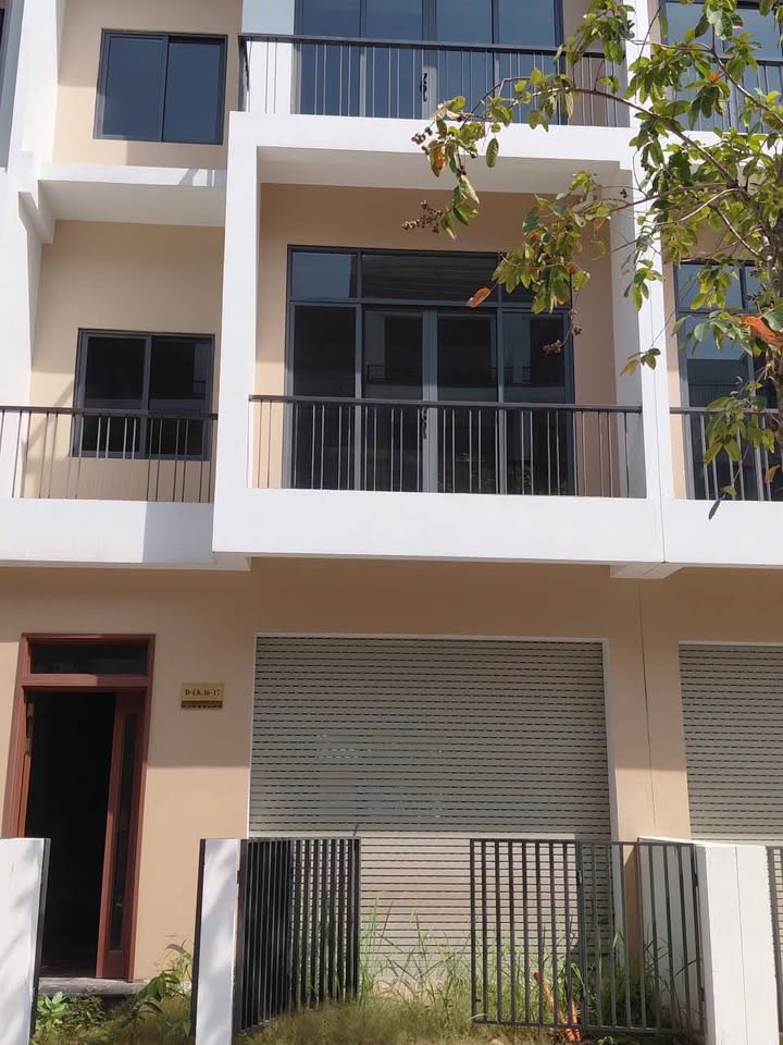 Nhà phố T&T Millennia Cần Giuộc 96m² giá 5.1 tỷ - Mua ngay kẻo lỡ!