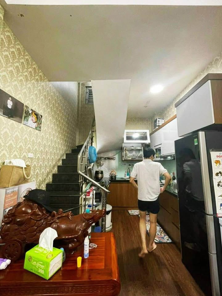 Nhà phố Cảm Hội 28m² giá 8.5 tỷ - Hai mặt ngõ thoáng đãng!