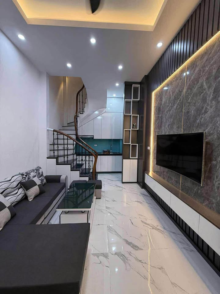 Nhà 4 tầng Khâm Thiên 26m² giá 6.1 tỷ - Sẵn sàng vào ở ngay!