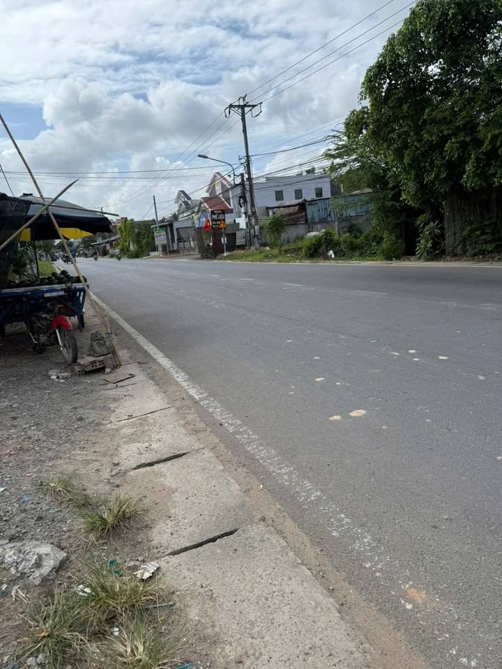 Đất nền mặt tiền Tỉnh Lộ 9, xã Mỹ Hạnh, 230m² giá 3.35 tỷ - Cơ hội đầu tư hiếm có!