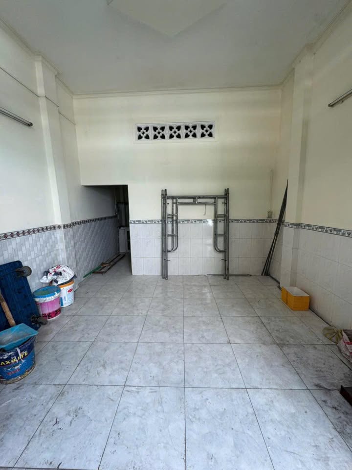 Nhà cho thuê hẻm 1/ Miếu Bình Đông, Bình Tân 28m² giá 5.5 triệu - Nhà mới đẹp, vào ở ngay!