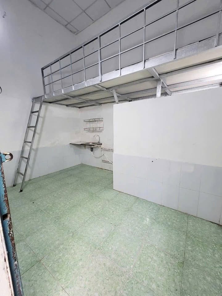 Phòng trọ Tây Thạnh 20m² giá 2.8 triệu - Gần ĐH Công Thương, máy lạnh sẵn!