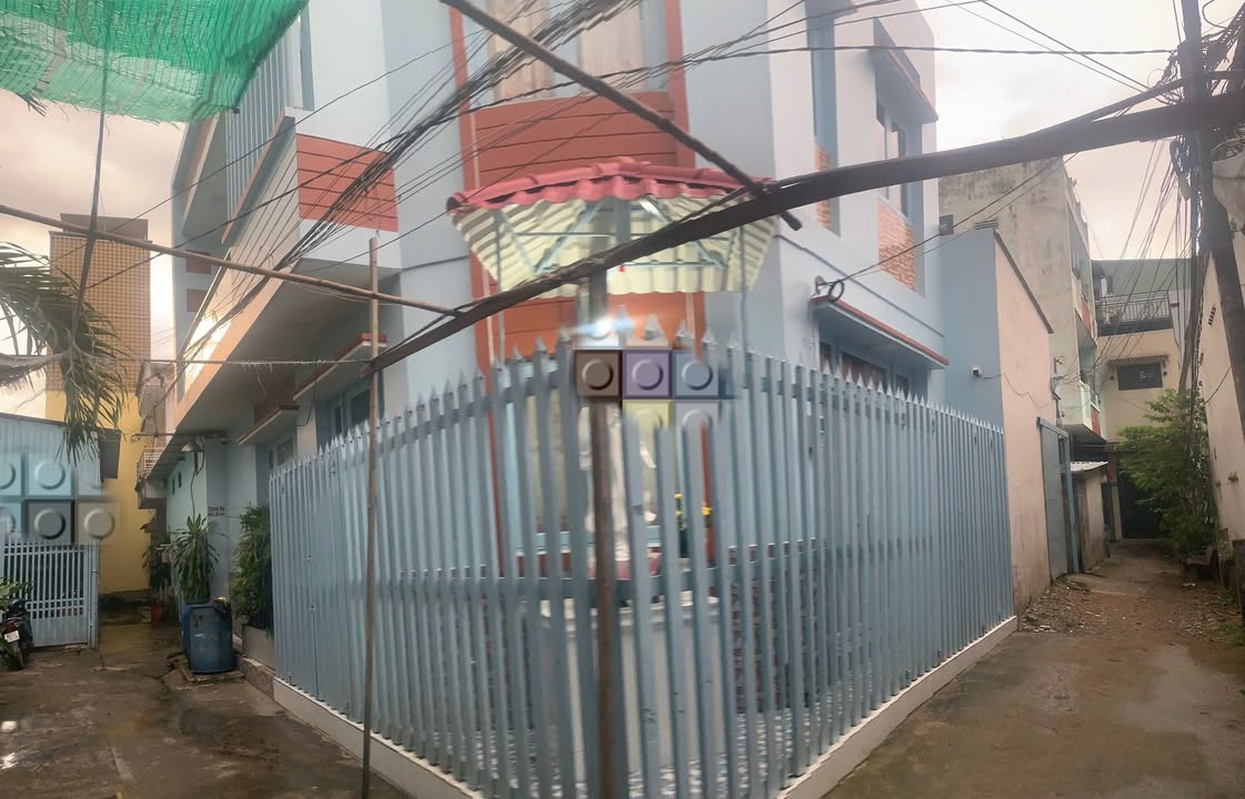 Nhà cho thuê Lê Đình Cẩn Tân Phú 60m² giá 10 triệu - Sẵn sàng vào ở ngay!