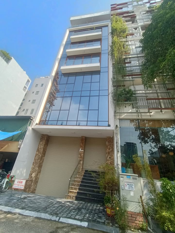 Nhà mặt tiền Láng Hạ, Đống Đa - Diện tích 70m², cho thuê kinh doanh mọi mô hình