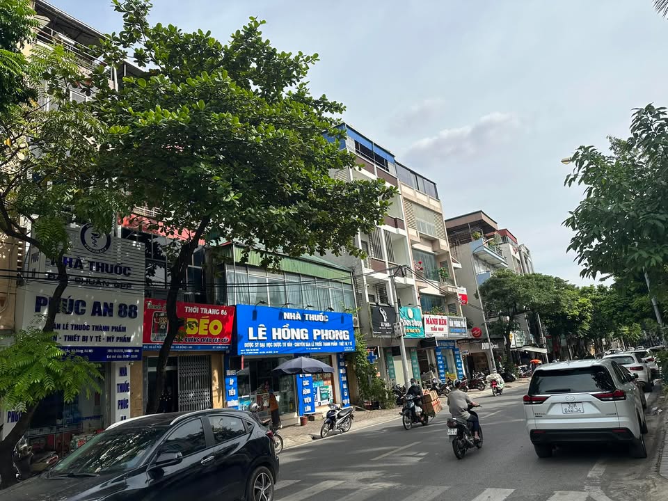 Nhà Mặt Phố Lê Hồng Phong 50m² cho thuê - Phù hợp kinh doanh