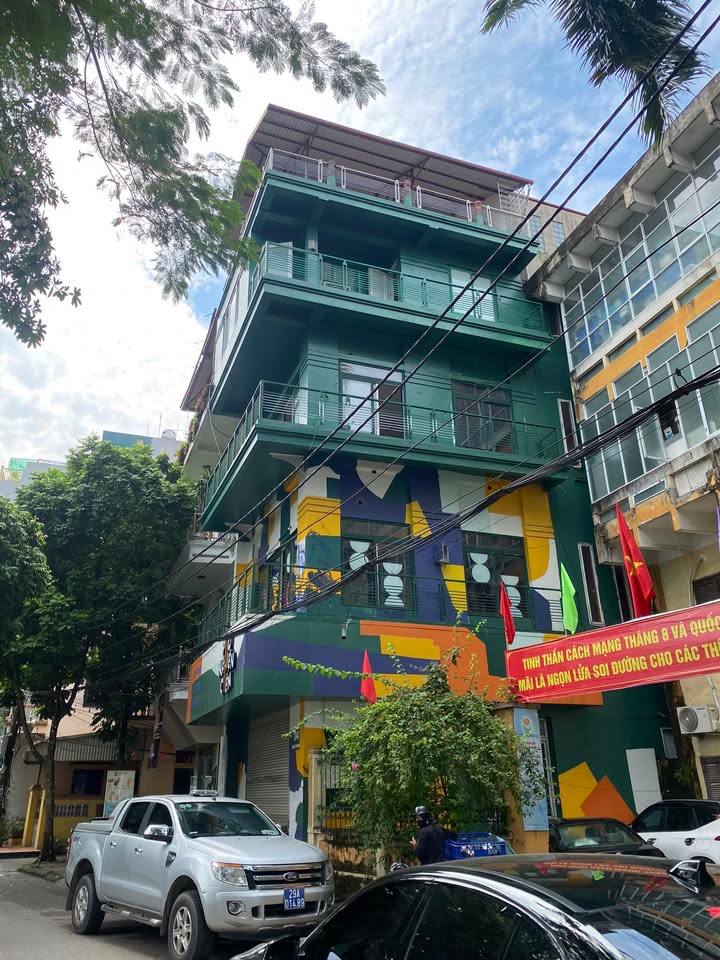 Cho thuê nhà mặt phố Nhuệ Giang, Hà Đông 100m² - Địa điểm kinh doanh lý tưởng!