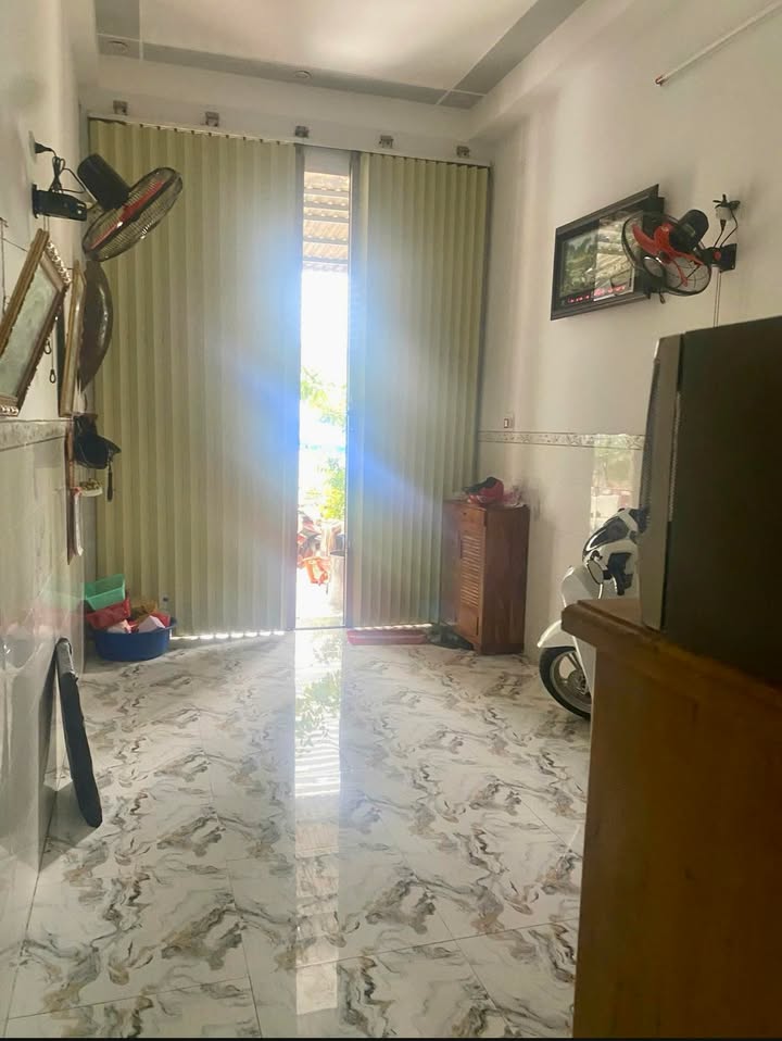 Nhà 2 Tầng Mặt Tiền Đường Thành Thái, P. Quang Trung, Quy Nhơn - Diện tích 49.95m² giá 3.3 tỷ, Chính chủ bán gấp!