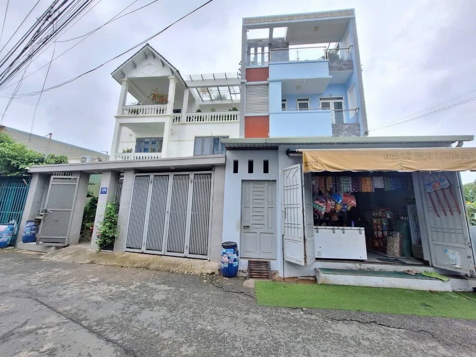 Nhà mặt tiền Phan Đăng Lưu, Dĩ An 146m² giá 6.4 tỷ - Đầu tư sinh lời ngay!