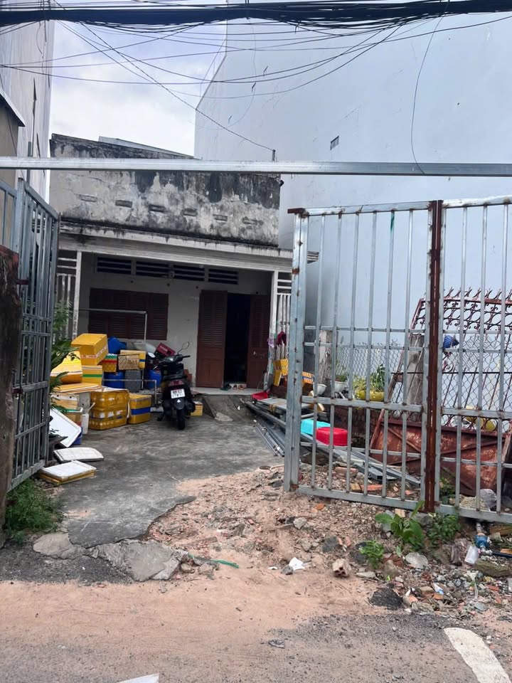 Nhà cấp 4 mặt tiền đường 19, Thủ Đức 156.8m² - Vị trí đắc địa cho đầu tư!