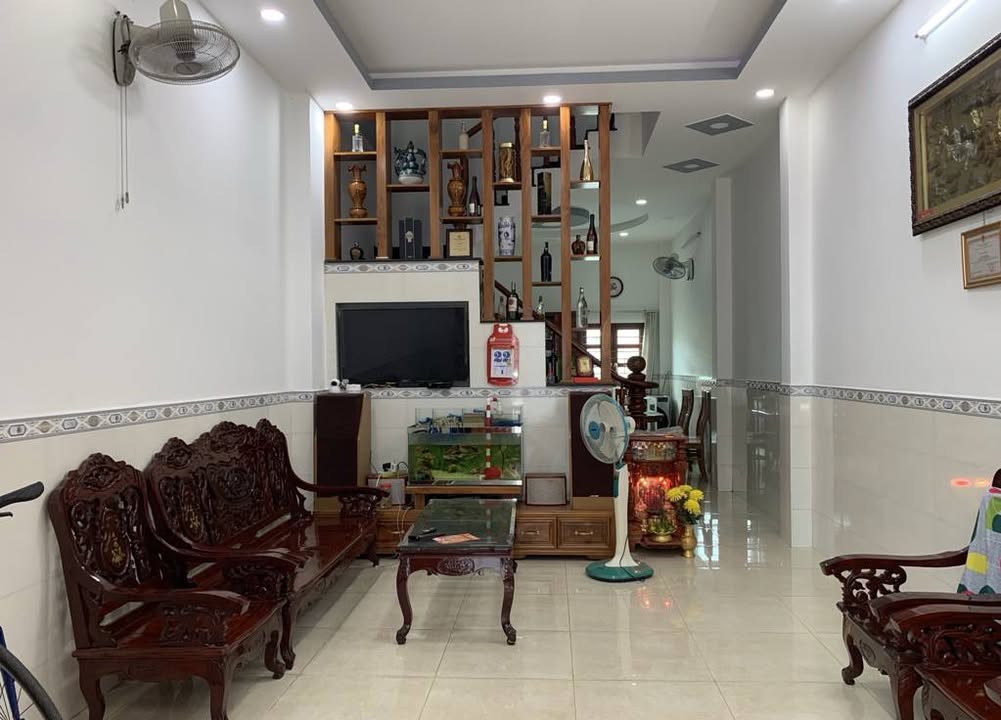 Nhà 3 tầng BTCT hẻm xe hơi Ngô Chí Quốc 55m² giá 5.1 tỷ - Sẵn sàng vào ở!