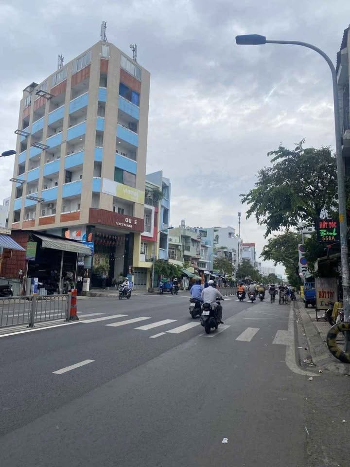 Nhà 4 tầng đường Phạm Văn Chí, Phường 8, Quận 6 - 8.5 tỷ - Chính chủ bán gấp!