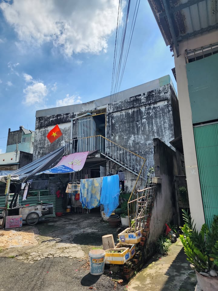 Đất nền Thủ Đức 180m² giá 4.8 tỷ - Tiềm năng phát triển lớn!