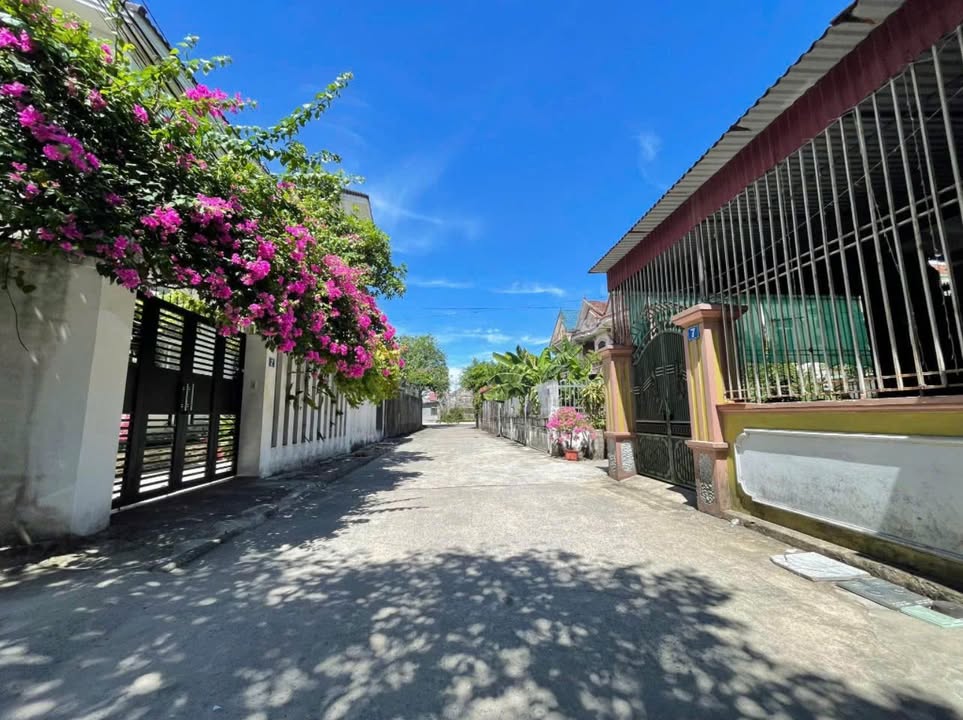 Đất nền Nghi Phú, Vinh 108.7m² giá 4 tỷ - Vị trí dân trí cao, giao thông thuận lợi!