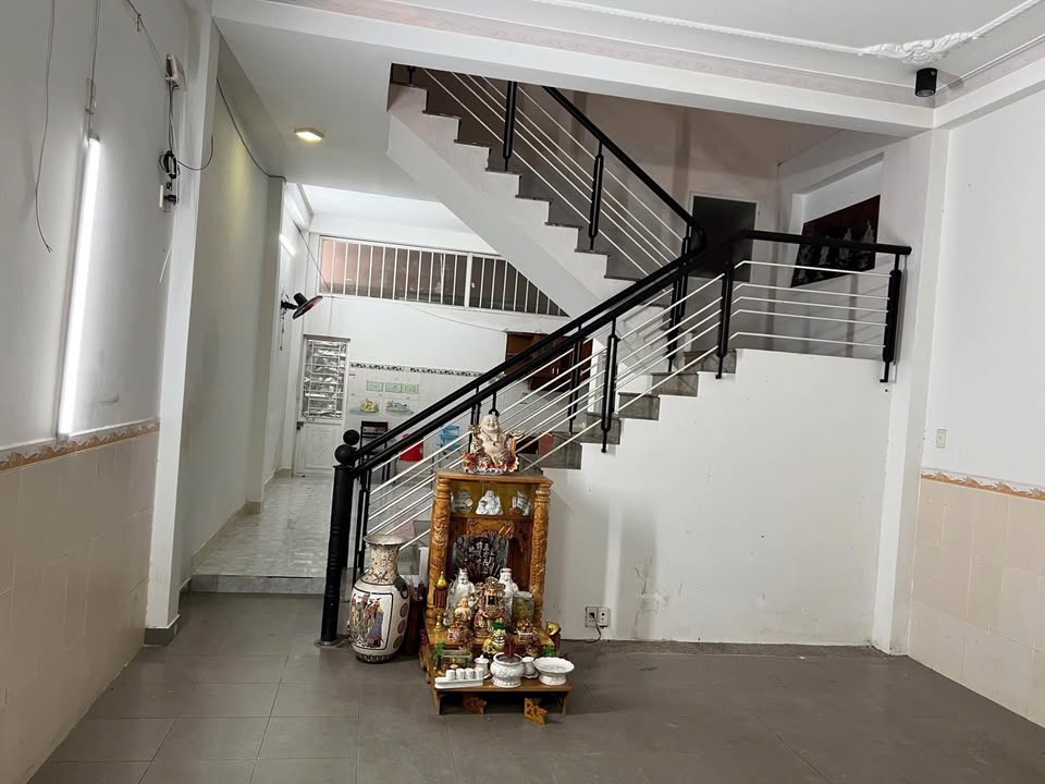 Nhà cho thuê 2 tầng Huy Cận, Đà Nẵng 75m² - Khu đông đúc sinh viên!