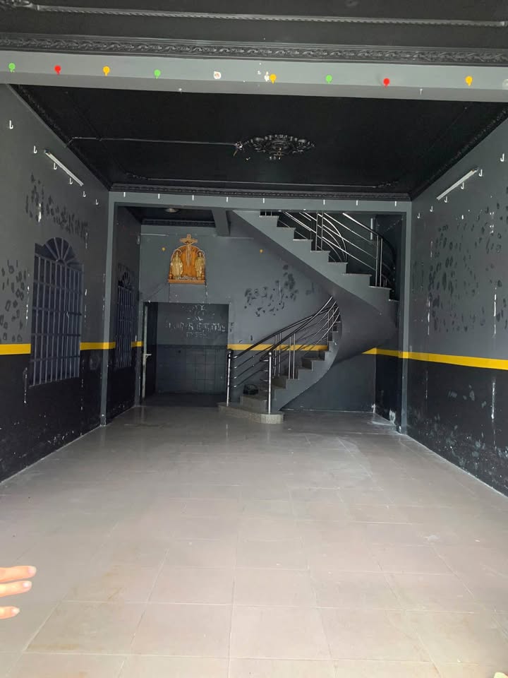 Cho thuê nhà mặt tiền Phạm Văn Thuận, Biên Hòa 93m² giá 15 triệu - Thích hợp làm văn phòng, kinh doanh!