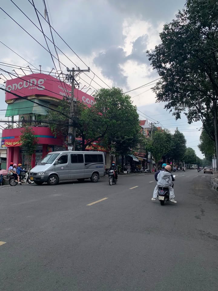 Cho thuê nhà mặt tiền phường Bình Đa, Biên Hòa 1 trệt 3 lầu - Thích hợp làm văn phòng!